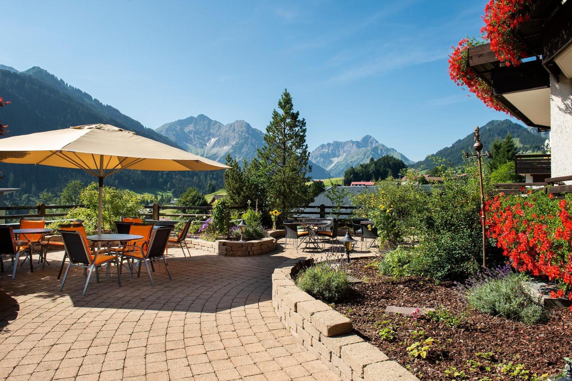 Auszeit - Hotel Erlebach Riezlern Exterior foto